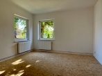 Wohnzimmer - *Ab sofort* Renovierte Zwei-Zimmer-Wohnung mit Balkon in zentraler Lage