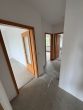 Flur 2 - Nur mit Wohnberechtigungsschein! Großzügige Drei-Zimmer-Wohnung mit Balkon zu vermieten!
