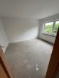 Schlafzimmer - Nur mit Wohnberechtigungsschein! Großzügige Drei-Zimmer-Wohnung mit Balkon zu vermieten!