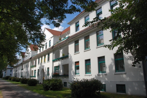 Zwei-Zimmer-Wohnung in gründerzeitlichem Flair auf Siebethsburg, Siebethsburger Straße 8A, 26386 Wilhelmshaven, Etagenwohnung